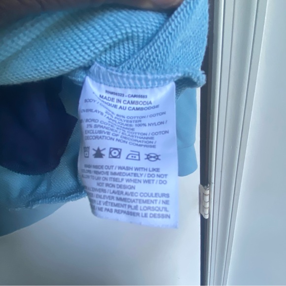 Nike Boys Blue and Black Pullover Shirt Medium - Picture 5 of 5